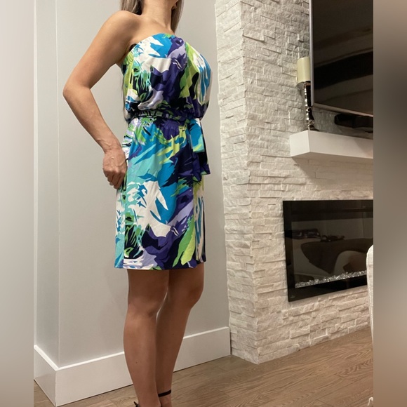 BRAND NEW WITH TAGS! Laundry by Shelli Segal strapless mini dress Violeta Multi - Picture 1 of 6